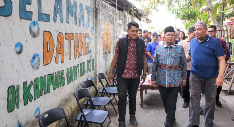 Kementerian Ketenagakerjaan Gulirkan Bantuan Padat Karya 2026, Wamenaker Tinjau Langsung Pekerjaan di Kota Jambi